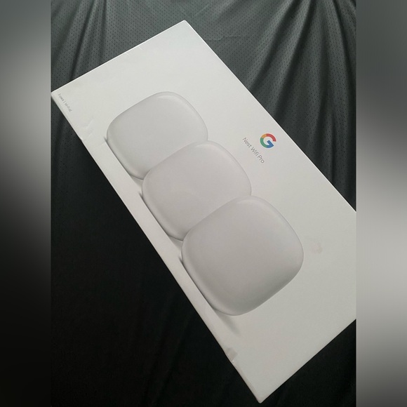 Nest WiFi Pro 3-pack - Picture 2 of 2